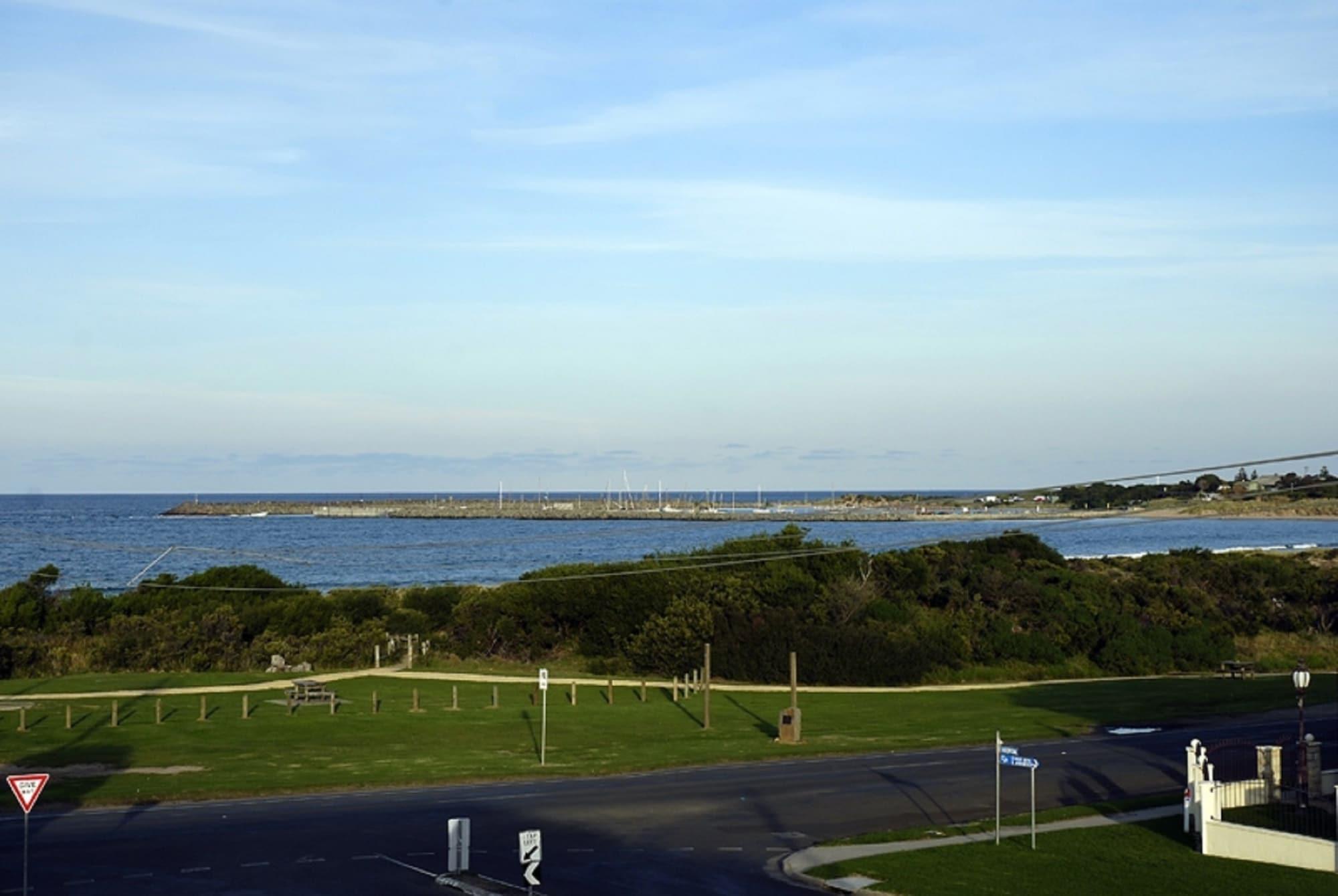 The Dolphin Apartments Apollo Bay Exterior foto
